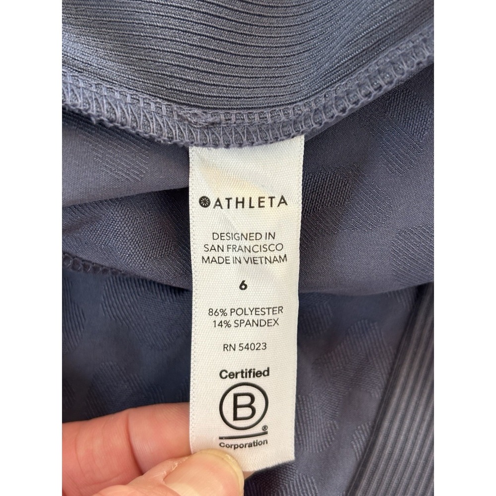 Athleta Brooklyn Jumpsuit Sleeveless V-Neck Womens‎ Sz 6 Purple quick dry - Picture 6 of 9